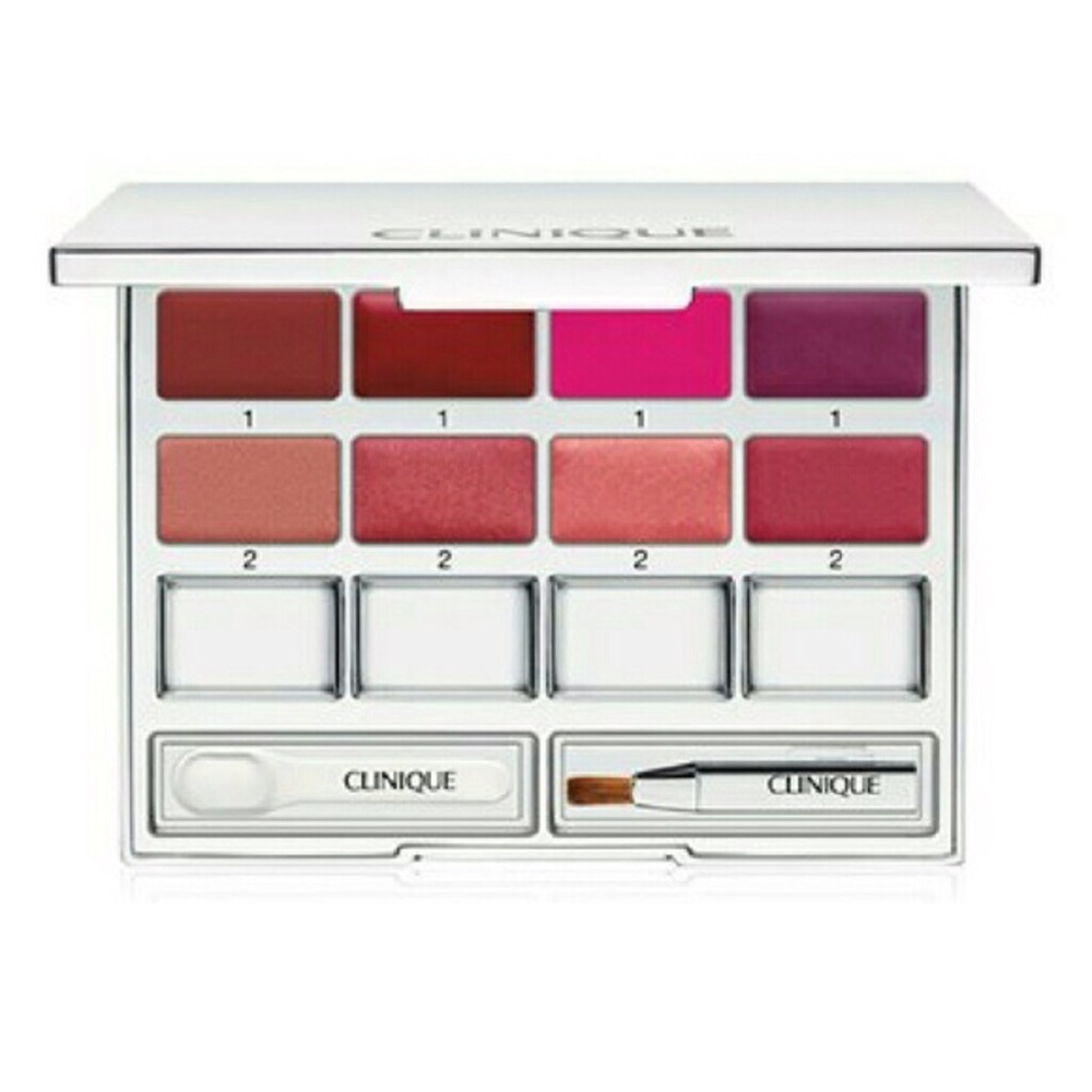 CLINIQUE PRETTY EASY LIP PALETTE
